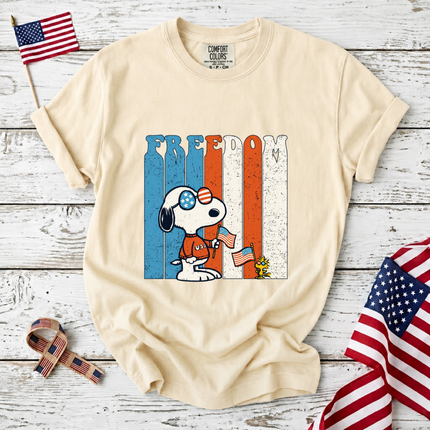Comfort Colors Freedom Patriotic Friends Sunglasses T-Shirt