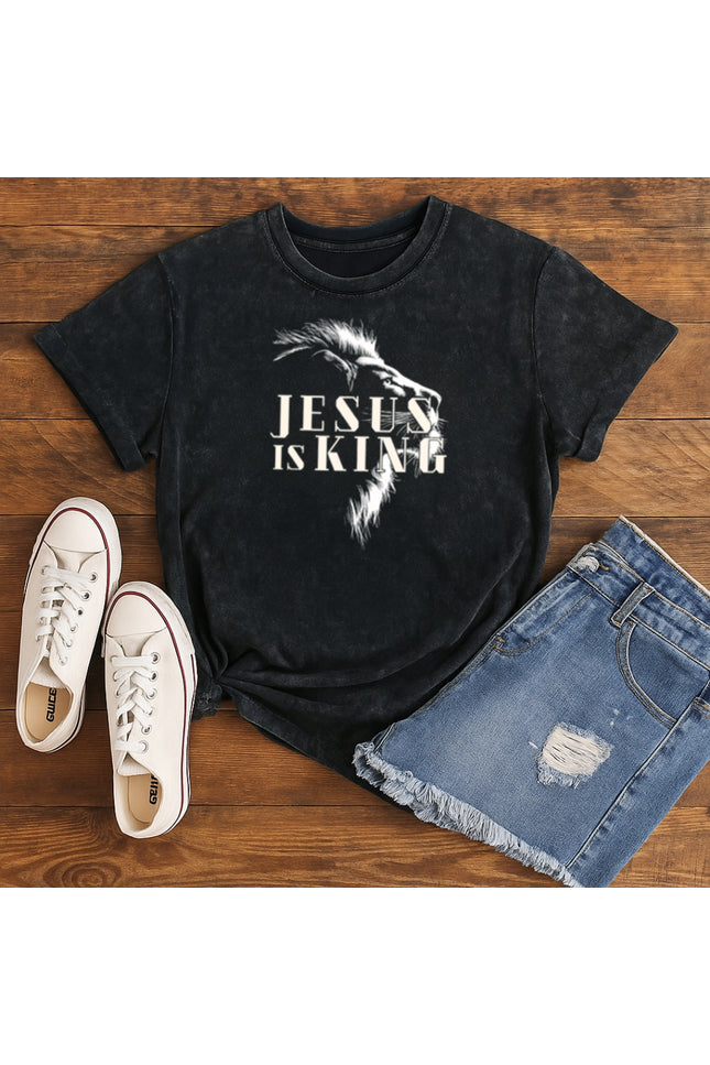 Jesus Is King Christian T-Shirt - Lion Graphic Edition